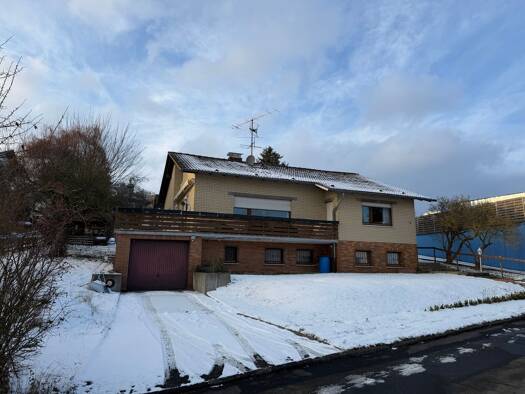 Einfamilienhaus zum Kauf provisionsfrei 320.000 € 6 Zimmer 130 m² Amöneburg 35287