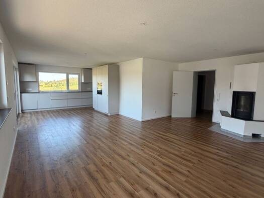 Wohnung zur Miete 2.400 € 6 Zimmer 124 m² frei ab sofort Güttingen Radolfzell am Bodensee 78315