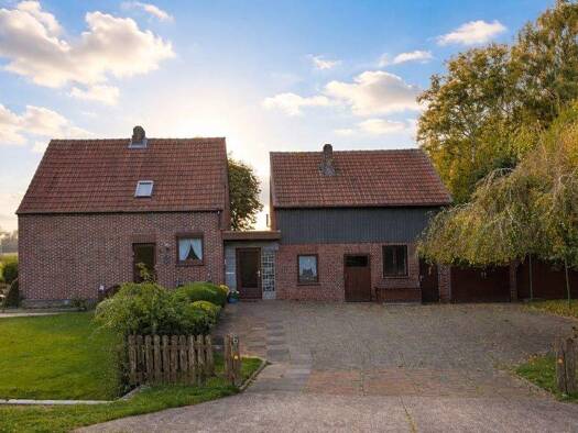 Einfamilienhaus zum Kauf 135.000 € 3,5 Zimmer 85 m² 1.049 m² Grundstück Golzwarden Brake 26919