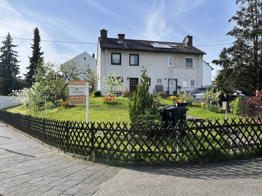 Doppelhaushälfte zum Kauf 535.000 € 5 Zimmer 84,7 m² 505 m² Grundstück Dotzheim Dotzheim 65199