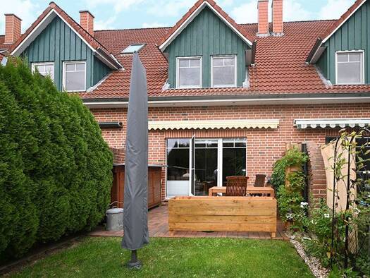 Reihenmittelhaus zum Kauf 360.000 € 4 Zimmer 107 m² 200 m² Grundstück Ratzeburg 23909