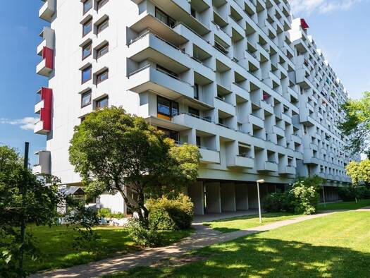 Wohnung zur Miete 838 € 3 Zimmer 85 m² 2. Geschoss frei ab 01.02.2027 Rostocker Straße 53 Bad Cannstatt Stuttgart 70376