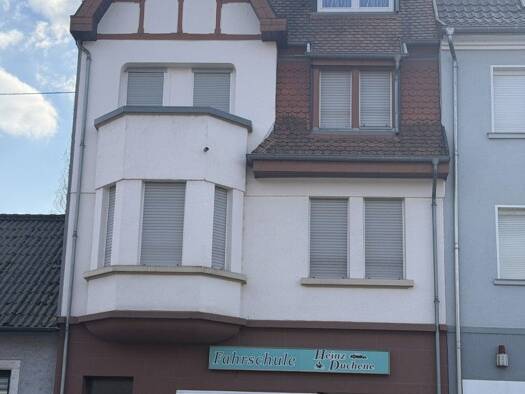 Mehrfamilienhaus zum Kauf 229.000 € 6 Zimmer 140 m² 182 m² Grundstück frei ab sofort Wadgassen Wadgassen 66787