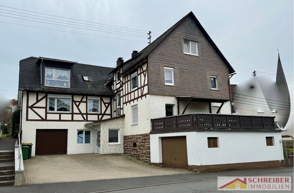 Mehrfamilienhaus zum Kauf als Kapitalanlage geeignet 260.000 € 9 Zimmer 256 m²<br/>Wohnfläche Wallau Biedenkopf-Wallau 35216