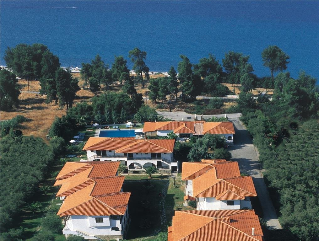 Hotel zum Kauf 3.800.000 € 7.000 m²<br/>Grundstück Chalkidiki