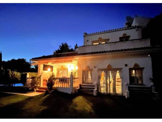 Chalet zum Kauf 1.580.000 € 4 Zimmer 303 m² 1.293 m² Grundstück Mijas 29650