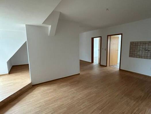 Wohnung zur Miete 567 € 4 Zimmer 109 m² frei ab sofort Teichwolframsdorf Mohlsdorf-Teichwolframsdorf 07987
