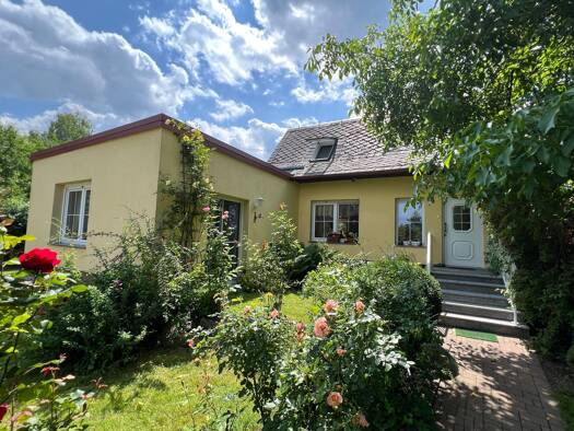 Einfamilienhaus zum Kauf provisionsfrei 375.000 € 3 Zimmer 115 m² 1.812 m² Grundstück Wachau Wachau 01454