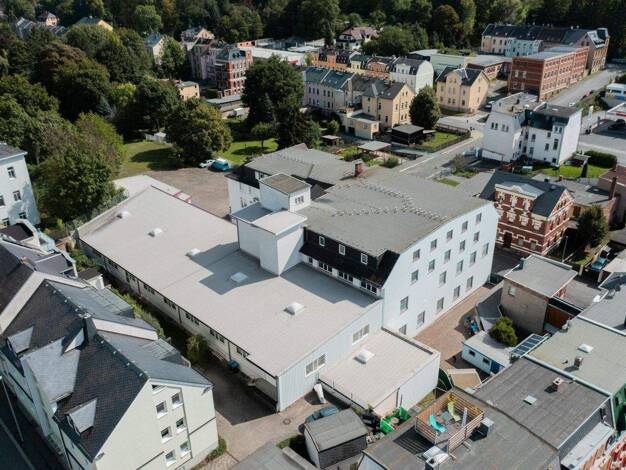 Produktionshalle zum Kauf 980.000 € 3.522 m² Lagerfläche Oelsnitz 08606