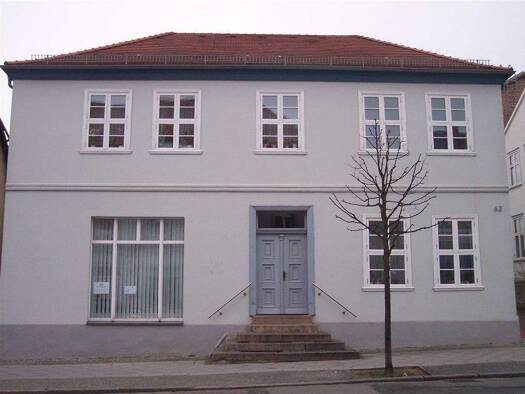 Wohnung zur Miete 410 € 2 Zimmer 62,9 m² 1. Geschoss frei ab sofort Zierker Straße 62 Neustrelitz 17235