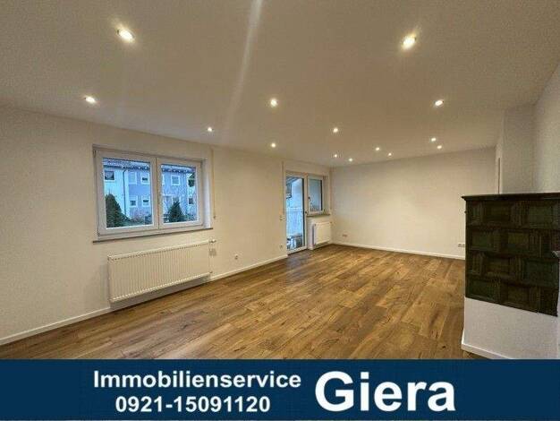 Reihenendhaus zur Miete 1.400 € 5 Zimmer 114 m² 267 m² Grundstück frei ab 15.02.2026 Fichtelgebirgsstraße 3 Laineck Bayreuth 95448