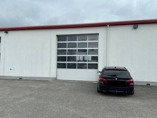 Lagerhalle zur Miete 1.382 € 251 m² Lagerfläche Sigharting 4771