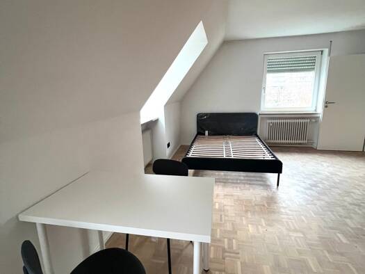 Wohnung zur Miete 615 € 1 Zimmer 32 m² frei ab sofort Innenstadt Augsburg 86152