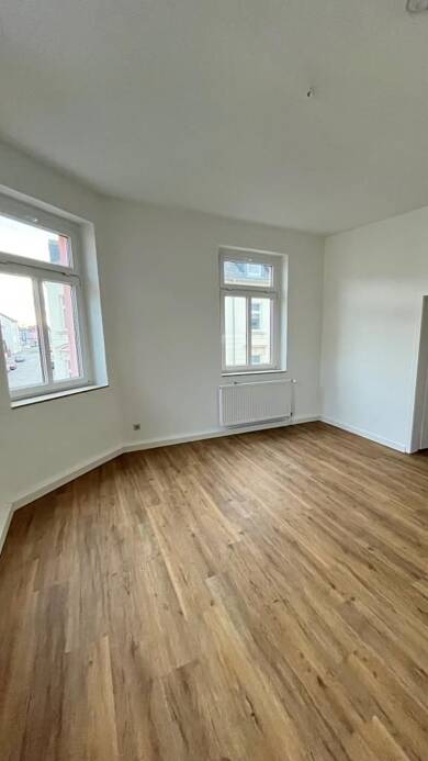 Wohnung zur Miete 585 € 3,5 Zimmer 90 m² 2. Geschoss Walther-Rathenau-Straße 9 Wurzen Wurzen 04808
