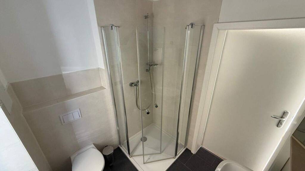 Wohnung zur Miete 300 € 3 Zimmer 55 m² EG frei ab sofort Karl-Marx-Straße 1 Zeitz 06712