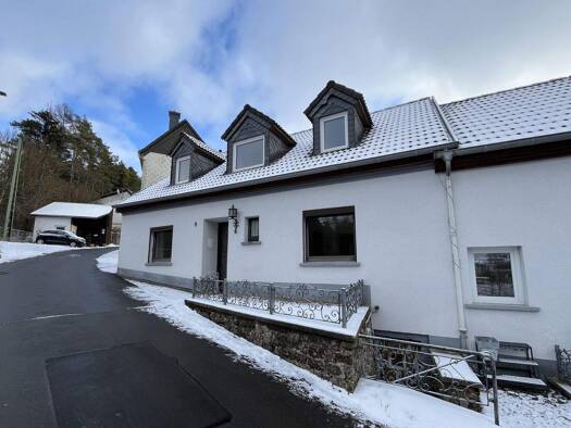 Einfamilienhaus zum Kauf 195.000 € 4 Zimmer 130 m² 292 m² Grundstück Schönecken 54614