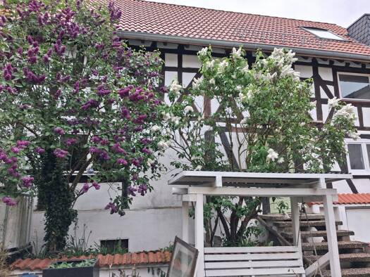 Wohnung zur Miete 800 € 5 Zimmer 86 m² 2 Geschosse frei ab sofort Maibach Butzbach 35510