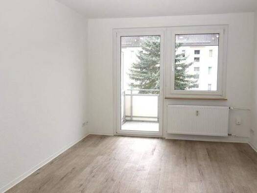 Wohnung zur Miete 298 € 2 Zimmer 48 m² 2. Geschoss frei ab sofort Steinwiese 48 Altendorf Chemnitz 09116