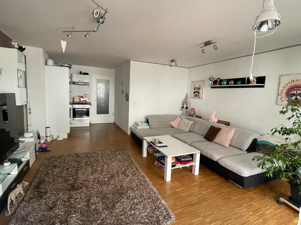 Wohnung zur Miete 820 € 2 Zimmer 50 m²<br/>Wohnfläche 01.10.2024<br/>Verfügbarkeit Domberg Bamberg 96052