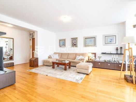 Wohnung zur Miete 1.300 € 2 Zimmer 85 m² 2. Geschoss Mlinovi Sestine - Mlinovi