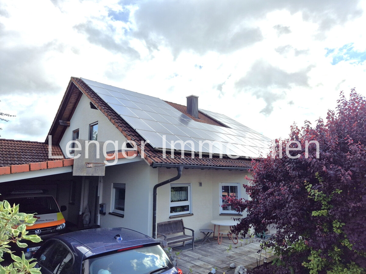 Einfamilienhaus zur Miete 1.200 € 5,5 Zimmer 160 m²<br/>Wohnfläche 958 m²<br/>Grundstück Hausen am Tann 72361