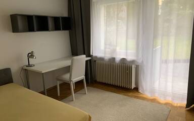 WG-Zimmer zur Miete Wohnen auf Zeit 630 € 13 m² frei ab 31.08.2026 Brahmsweg 0 Botnang - Ost Stuttgart Botnang 70195