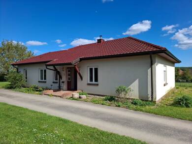 Haus zur Miete 1.150 € 4 Zimmer 107 m² 1.939 m² Grundstück Basedow-Höhe Basedow 17139