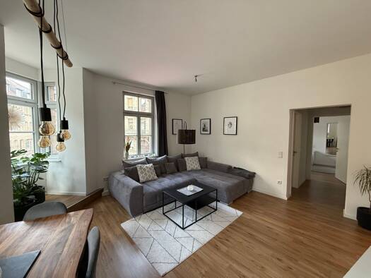 Wohnung zur Miete 720 € 2 Zimmer 56,3 m² Geschoss 2/4 frei ab 01.07.2026 Maxstr. 2 Innenstadt Fürth 90762