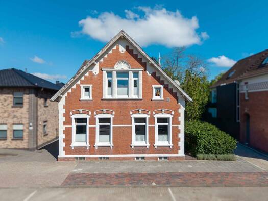 Einfamilienhaus zum Kauf 339.000 € 8 Zimmer 178,2 m² 605 m² Grundstück Leer Leer 26789