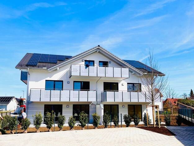 Wohnung zur Miete 896 € 2 Zimmer 66,4 m² 2. Geschoss frei ab 01.01.2027 Westendstraße Wehringen 86517