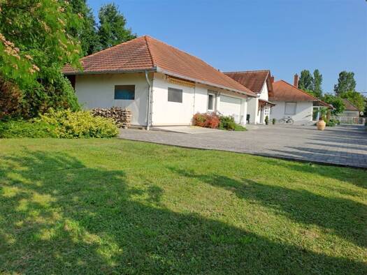 Einfamilienhaus zum Kauf provisionsfrei als Kapitalanlage geeignet 269.000 € 4 Zimmer 150 m² 1.320 m² Grundstück Am Golfplatz Zalacsany 8380