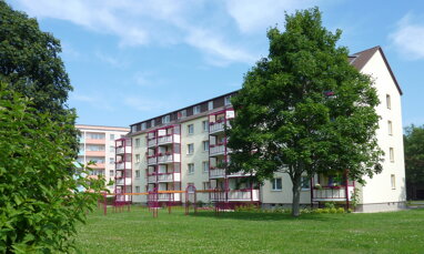 Wohnung zur Miete 285 € 2 Zimmer 47,5 m² 5. Geschoss frei ab sofort Adolf-Damaschke-Str. 53a Oelsnitz Oelsnitz 08606