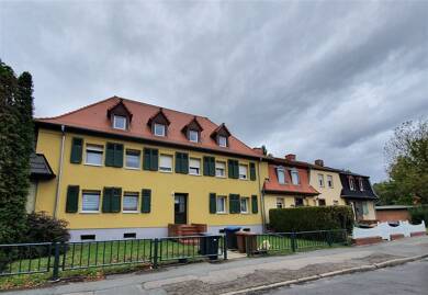 Wohnung zur Miete 460 € 2 Zimmer 65 m² Dachgeschoss, 2. Geschoss frei ab sofort Stefan-Simon-Straße 9 Bitterfeld Bitterfeld 06749