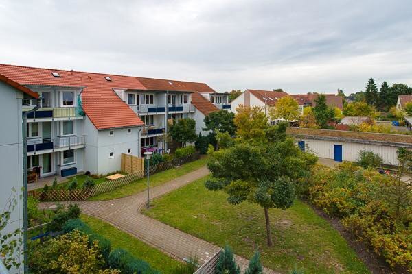 Wohnung zur Miete 676 € 4 Zimmer 90,1 m²<br/>Wohnfläche 18.02.2025<br/>Verfügbarkeit Bremer Straße 307 Iprump - Stickgras II - Bezirk 3 Delmenhorst 27751