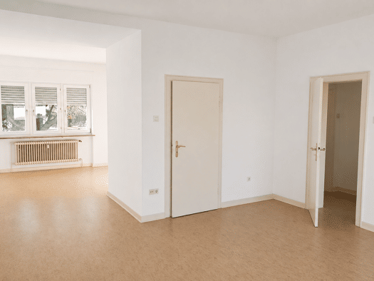 Wohnung zur Miete 1.100 € 4 Zimmer 120 m² Geschoss 1/3 frei ab 15.08.2026 Trier-Nord Trier 54292