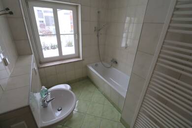 Wohnung zur Miete 235 € 2 Zimmer 41,2 m² EG frei ab 01.08.2025 Reichenbrander Straße 26 Reichenbrand 863 Chemnitz 09117