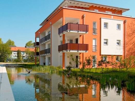Wohnung zur Miete 600 € 2 Zimmer 53 m² 1. Geschoss frei ab 01.11.2025 Gottfried-Keller-Straße 2B Straubing 94315