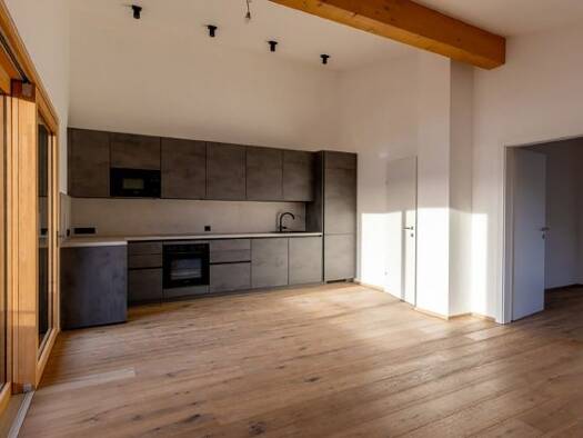 Wohnung zur Miete 1.779 € 3 Zimmer 77,1 m² 2. Geschoss St. Johann in Tirol 6380