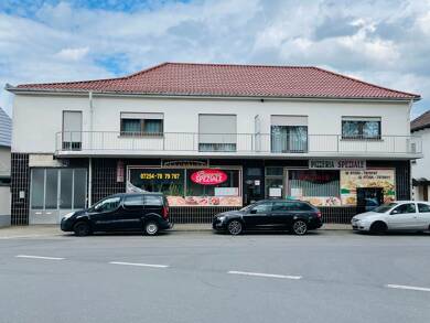 Haus zum Kauf 450.000 € 747 m² Grundstück Oberhausen Oberhausen-Rheinhausen 68794