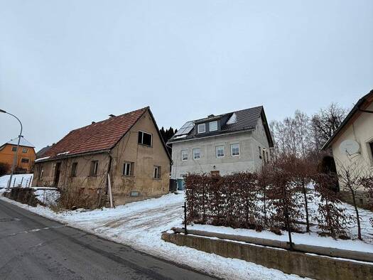 Haus zum Kauf provisionsfrei 361.600 € 177,8 m² 2.339 m² Grundstück Schirgiswalde Schirgiswalde-Kirschau 02681