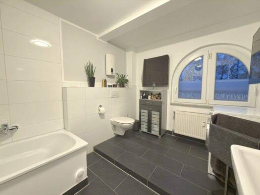 Wohnung zur Miete 945 € 3 Zimmer 113 m² Altstadt-Mitte Oberhausen 46045