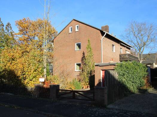 Mehrfamilienhaus zum Kauf als Kapitalanlage geeignet 558.000 € 10 Zimmer 180 m² 702 m² Grundstück Engelbostel Langenhagen 30855