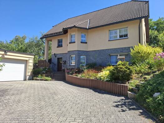 Einfamilienhaus zum Kauf 225.000 € 6 Zimmer 130 m² 1.686 m² Grundstück Frauensteiner Straße 81 Burkersdorf Frauenstein 09623