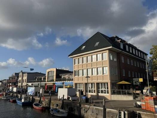 Bürofläche zur Miete 2.025 € 6 Zimmer 144 m² Bürofläche teilbar ab 144 m² Seebad Warnemünde Rostock 18119