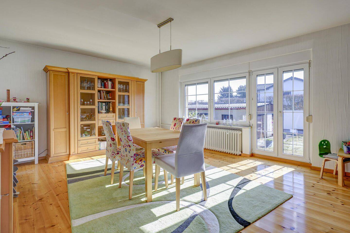 Einfamilienhaus zum Kauf – další