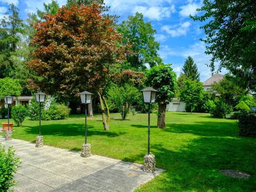 Sonstiges zum Kauf als Kapitalanlage geeignet 719 m² 1.704 m² Grundstück Braunau am Inn 5280