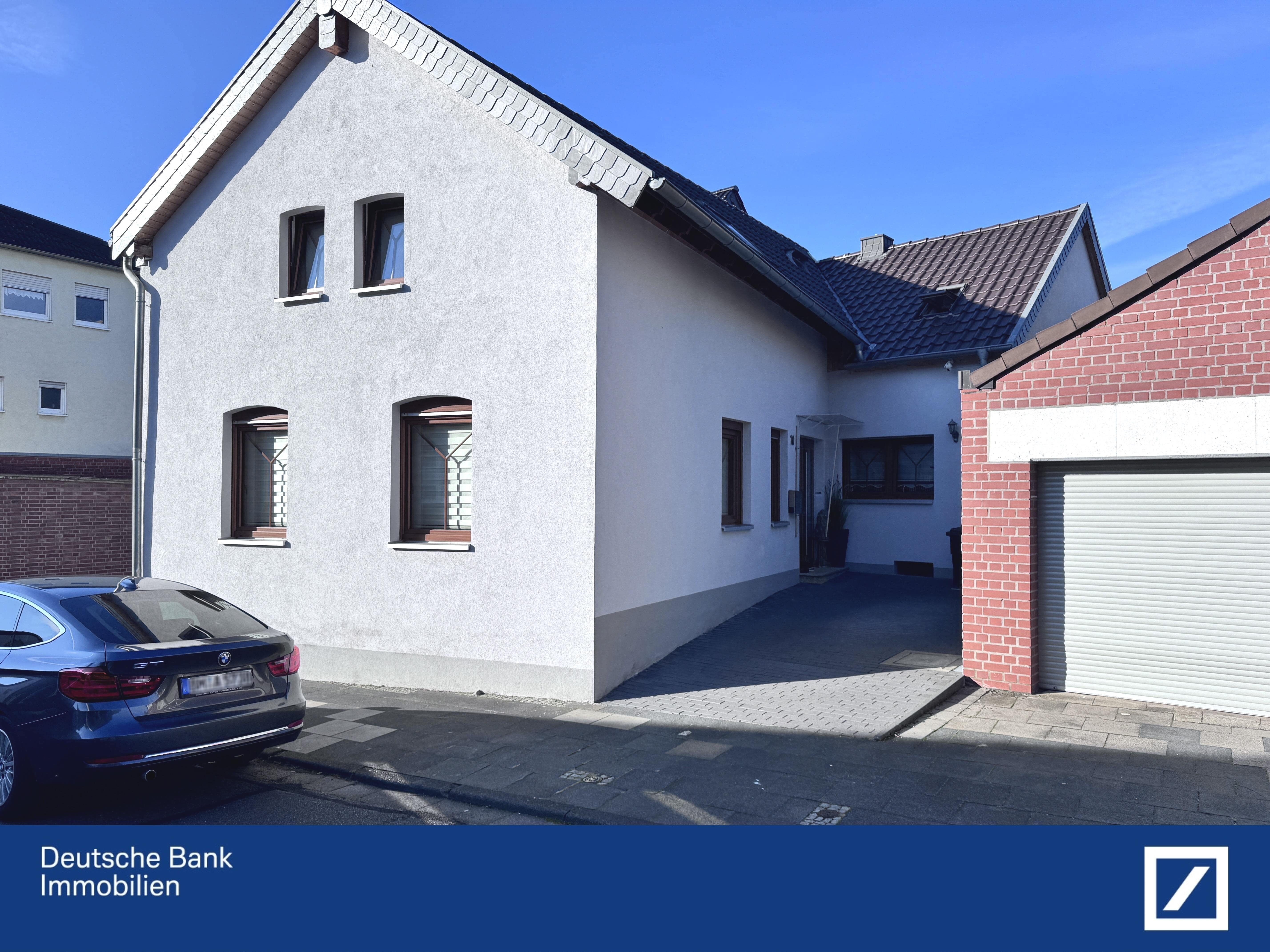 Einfamilienhaus zum Kauf 389.000 € 4 Zimmer 149 m²<br/>Wohnfläche 660 m²<br/>Grundstück Brüggen Kerpen 50169