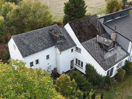 Haus zum Kauf 155.000 € 11 Zimmer 242 m² 710 m² Grundstück Utzenhain 56291