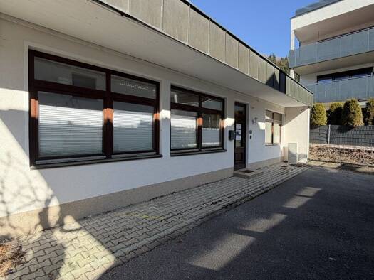 Büro zur Miete 750 € 3 Zimmer Jenbach 6200