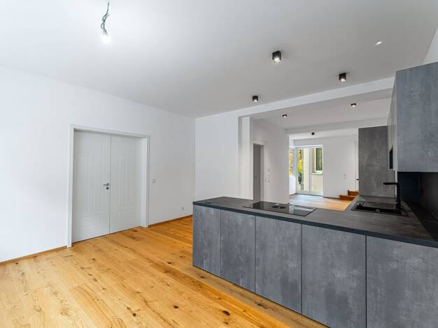 Wohnung zur Miete 2.090 € 3 Zimmer 120 m² Innenstadt Erlangen 91052